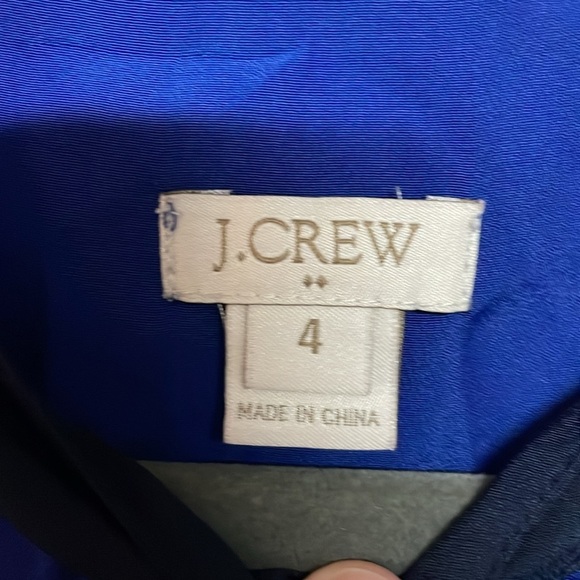 J.Crew Size 4 Blue with Navy Sleeveless Silk Button Down Blouse with pockets - Picture 6 of 8